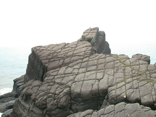 圖五：北關附近的豆腐岩。