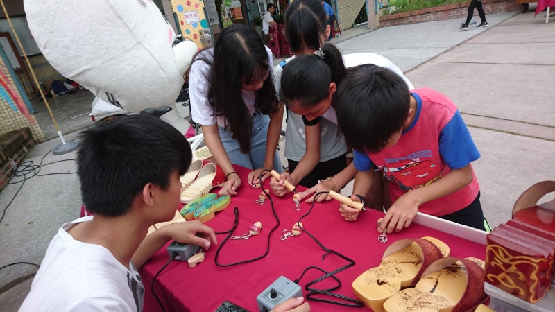 宜蘭童玩文化體驗夏令營-白米木屐館的木屐電燒DIY