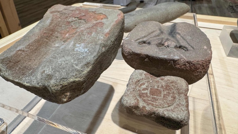 圖6：本次展出的石製文物，石範為模具的一種，用於金屬鑄造。