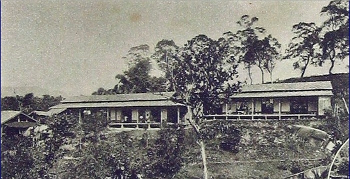 員山公共浴場 資料來源：《臺灣經典寫真(下)》，田野影像出版社，1997，p463。