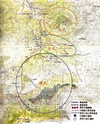 沈呂楊三姓氏開墾分佈（圖片來源：《嶐嶺及草嶺古道人文史蹟、自然資源調查報告》，虛線空心圓為三姓開墾分佈示意〉