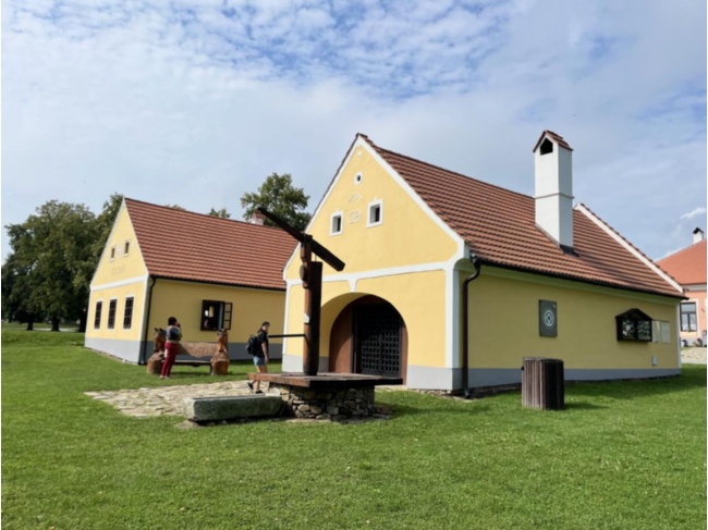 具「鄉村巴洛克」風格的文化遺產小鎮－霍拉索維采(Holašovice)