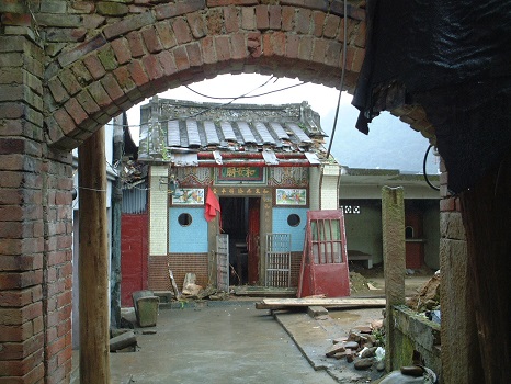 建築殘址。郭文豐提供