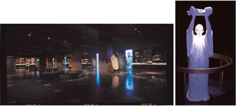 左圖為世展大廳北翼/右圖為出生雕像。胡華真提供