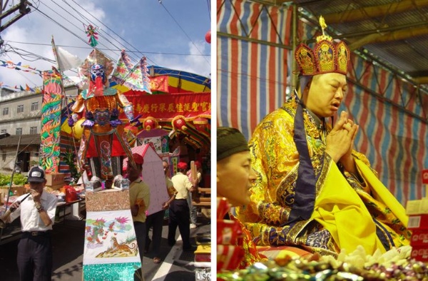 圖十八：大士出巡，意味著普度即將開始（沙鹿西勢寮2006）(左) / 圖十九：頂帶五帝冠的道長，化身「東宮慈父太乙救苦天尊」登台說法、賑濟孤魂（台北大稻埕2004）(右)