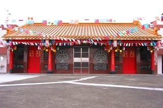 頂層新建祖祠(莊雅惠攝)