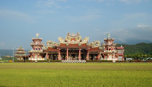 澤蘭宮內供奉的媽祖神像是當年吳沙渡海來台時帶來的 (江協堂攝)