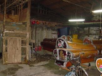 昔日仰山書院空間內，棺木店空間使用情形。