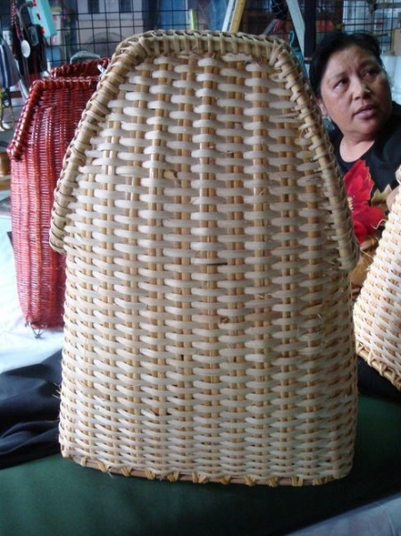 南投信義鄉雙龍部落的藤編包