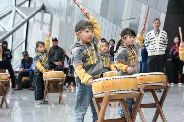 頭城幼稚園太鼓表演(蘭陽博物館 提供)