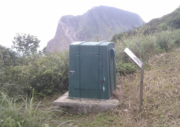 圖12 龜山島上的地溫監測站。