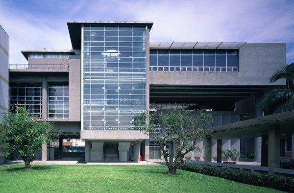 國立羅東高中美術音樂館