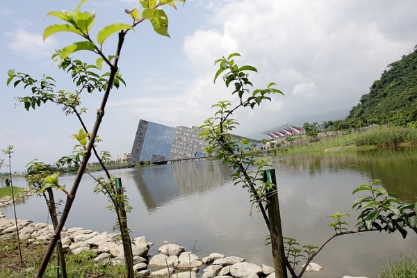 088期主視覺-蘭博大小事-2012年5月號