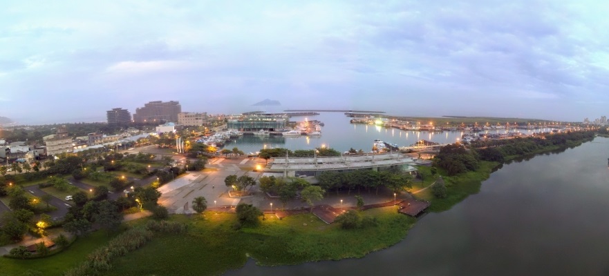 港陲獨帆─蘭博烏石港驛站