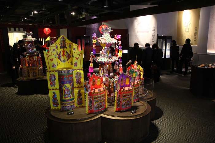 「藝藏人間－宜蘭民俗版畫展」自即日起展至103年5月6日。