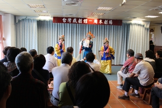 讓更多人感受民間戲曲的珍貴是台灣戲劇館的使命