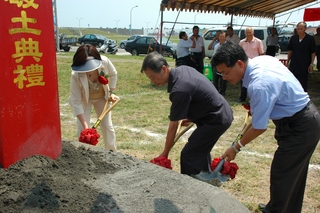 搶孤農曆七月初一之破土
