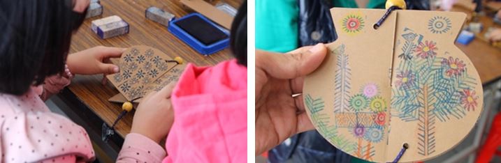 左：這位小朋友的作品超級用心，你發現了嗎？ / 右：一群年輕人發揮巧思，將所有的印章圖案拼湊出這個有趣的作品，並命名為「鴕鳥樹棲圖」