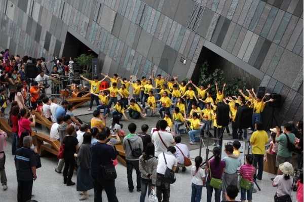 518當日在蘭博館大廳舉辦「樂聲輕揚」表演活動