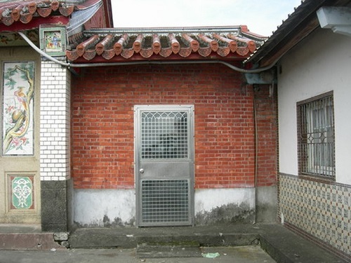 圖5過水廊清水紅磚正立面