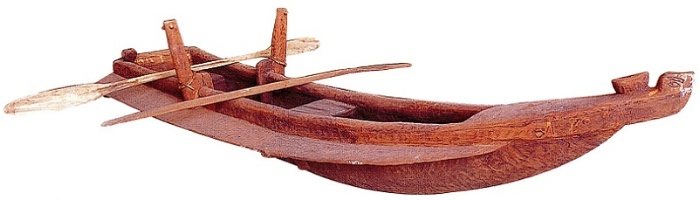 花蓮新社有些上了年紀的老人，年輕時曾看過或使用過獨木舟。2005年，在宜蘭縣政府的協助下，新社的噶瑪蘭族曾利用枯倒樟木重建了一艘獨木舟。