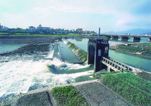 充館圳取水堰堤 (宜蘭縣史館提供)