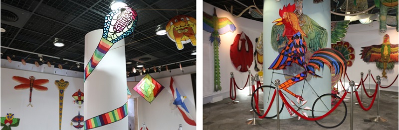 左圖：平頭長尾風箏-眼鏡蛇，馮燦煌，2020年攝 / 右圖：特技風箏-腳踏車風箏雞年特製款，三馬風箏廠，2020年攝。