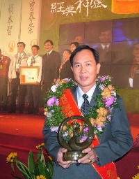 蜜蜂團隊─養蜂人家蜂采館