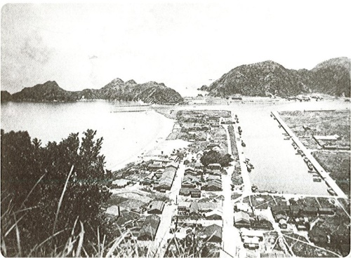 南方澳漁港興建完成初期的景觀。