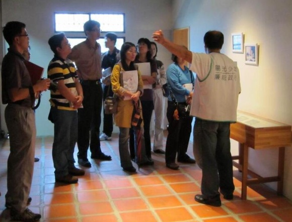 陳定南祖厝，志工細數陳定南成長路／2011年攝／陳定南教育基金會提供