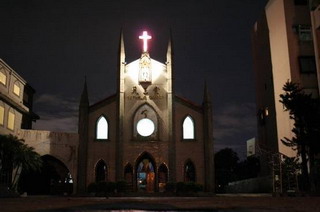 夜晚的北成聖母升天堂