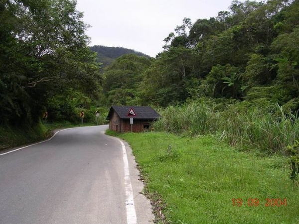 雙連埤半山的採磁土工寮