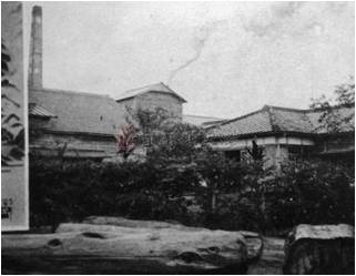 1933（昭和8）年的羅東信用組合農業倉庫。南國寫真大觀社發行《蘭陽大觀》