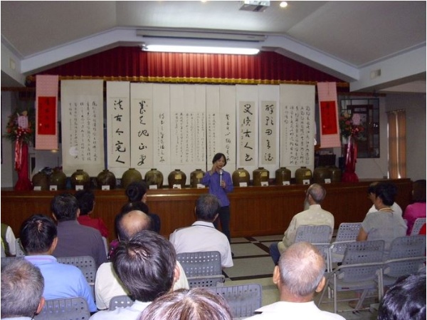 開幕當天，高賓雲集，可想見「方家學老師」超高人氣