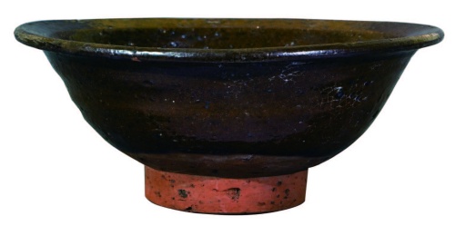 南投窯　磚胎赤釉碗