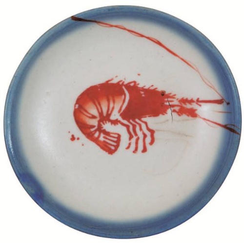 紅藍釉印花蝦紋碟-張俊榮提供