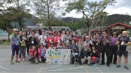 內城國小是宜蘭縣第一個公辦實驗國民中小學，也是宜蘭第一所公辦的九年一貫學校。內城國民中小學推動在地教育，訓練學生成為社區小公民。