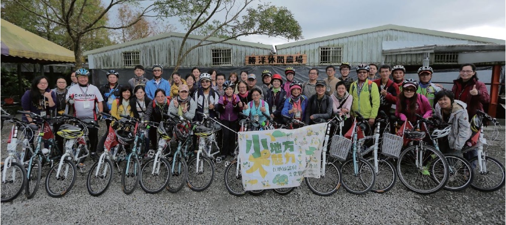 只有自己最了解自己，把自我的特色找出來，當你吸飽能量之後，你就可以找出新的方向