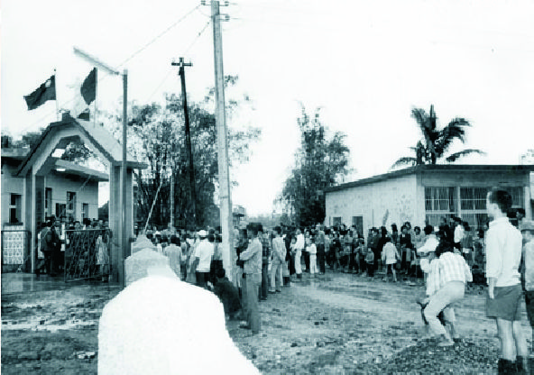 遊行活動前迎聖母