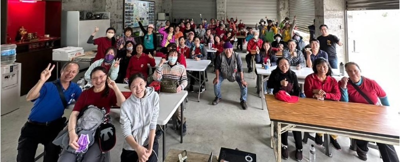 我們是一個優秀的服務團隊(2023 攝於第一次志工大會 冬山河鐵馬道體驗活動)