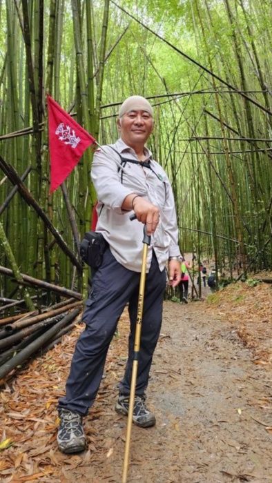 張福順隊長志工隊參訪獨照。