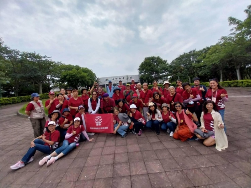 志工團於2023年6月至司馬庫斯縣外參訪合影。