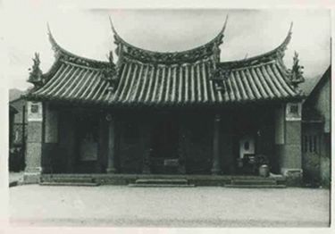 圖15：1960 年整修前的慶元宮 ( 來源：宜蘭縣史館 )。