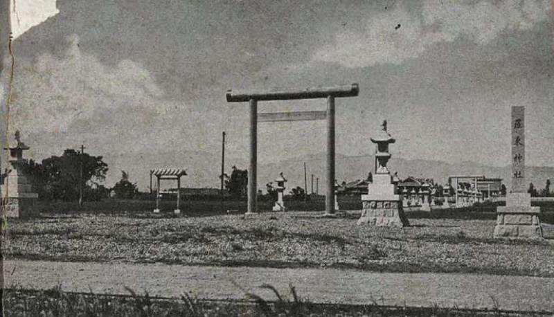圖6：羅東神社，位於今羅東鎮中山路和純精路二段附近，取自：臺北州羅東郡役所，1937，《羅東郡大觀》，羅東，羅東郡役所，國立台灣圖書館典藏。