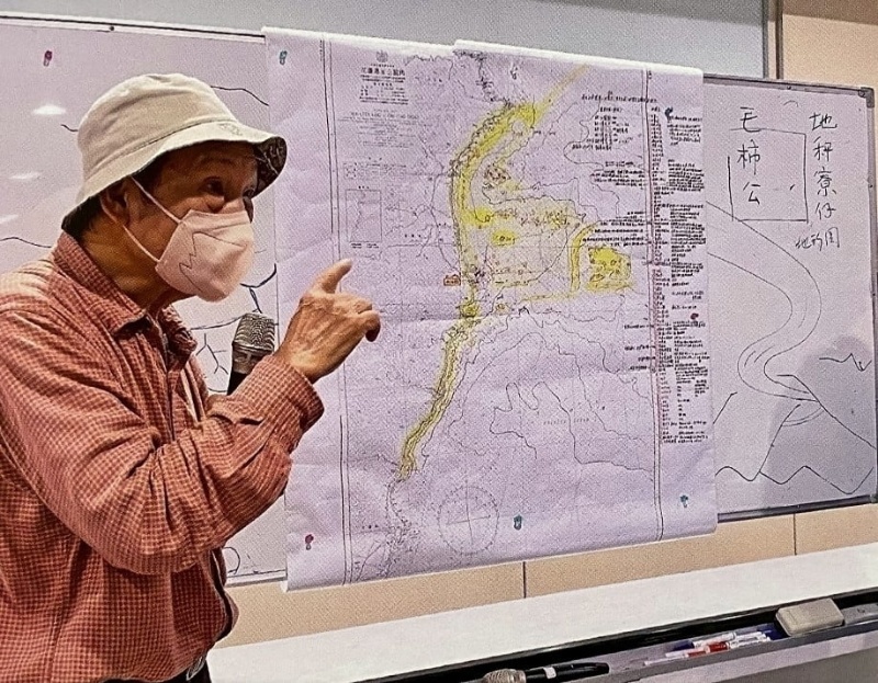 圖3：賴榮興館長生動活潑地講解南方澳舊地名(來源：賴榮興提供)。