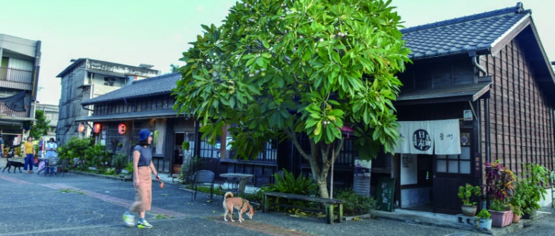 圖12： 台鐵火車站站長及員工宿舍 ( 張恆瑞 攝 )。