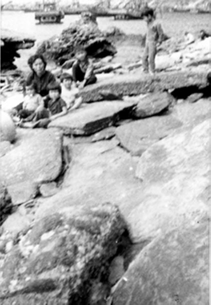 雖然大澳的男人都在此上大號，但經過漲潮沖刷後，便都清潔溜溜了 （黃初芬提供）