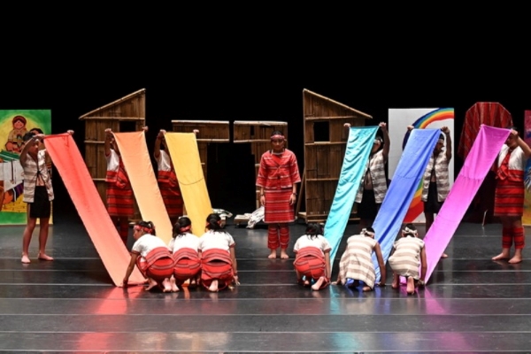 12月15日(日)	演出團隊：南山國小泰雅傳統舞蹈隊