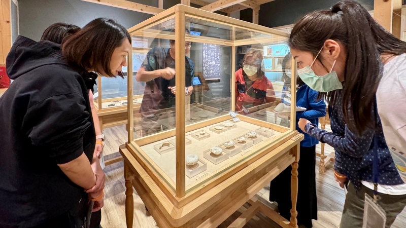 石在漢本展看見上千年前在宜蘭漢本出土的史前文物