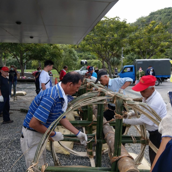 運用最傳統工法技藝完成的展示孤棧